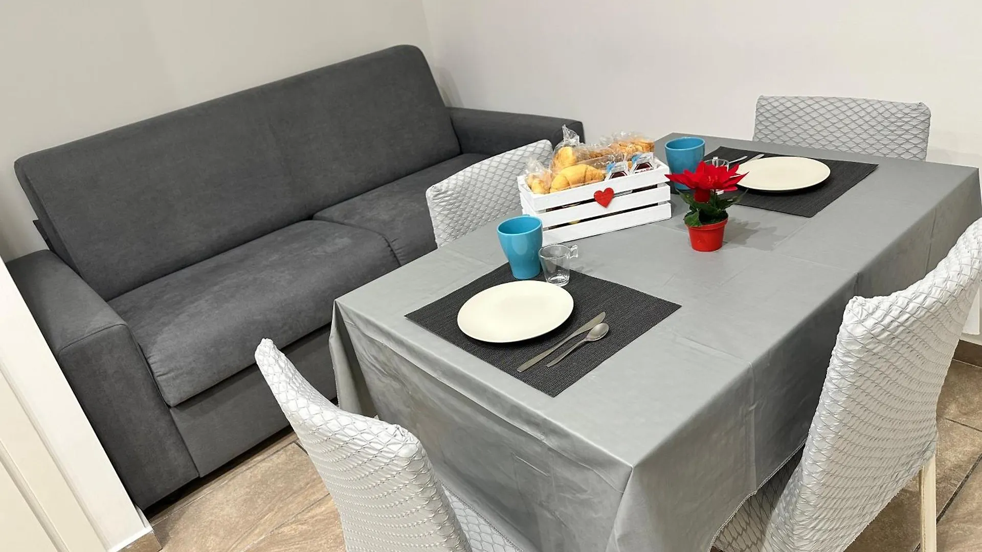Don Michele Apartment Naples Italy